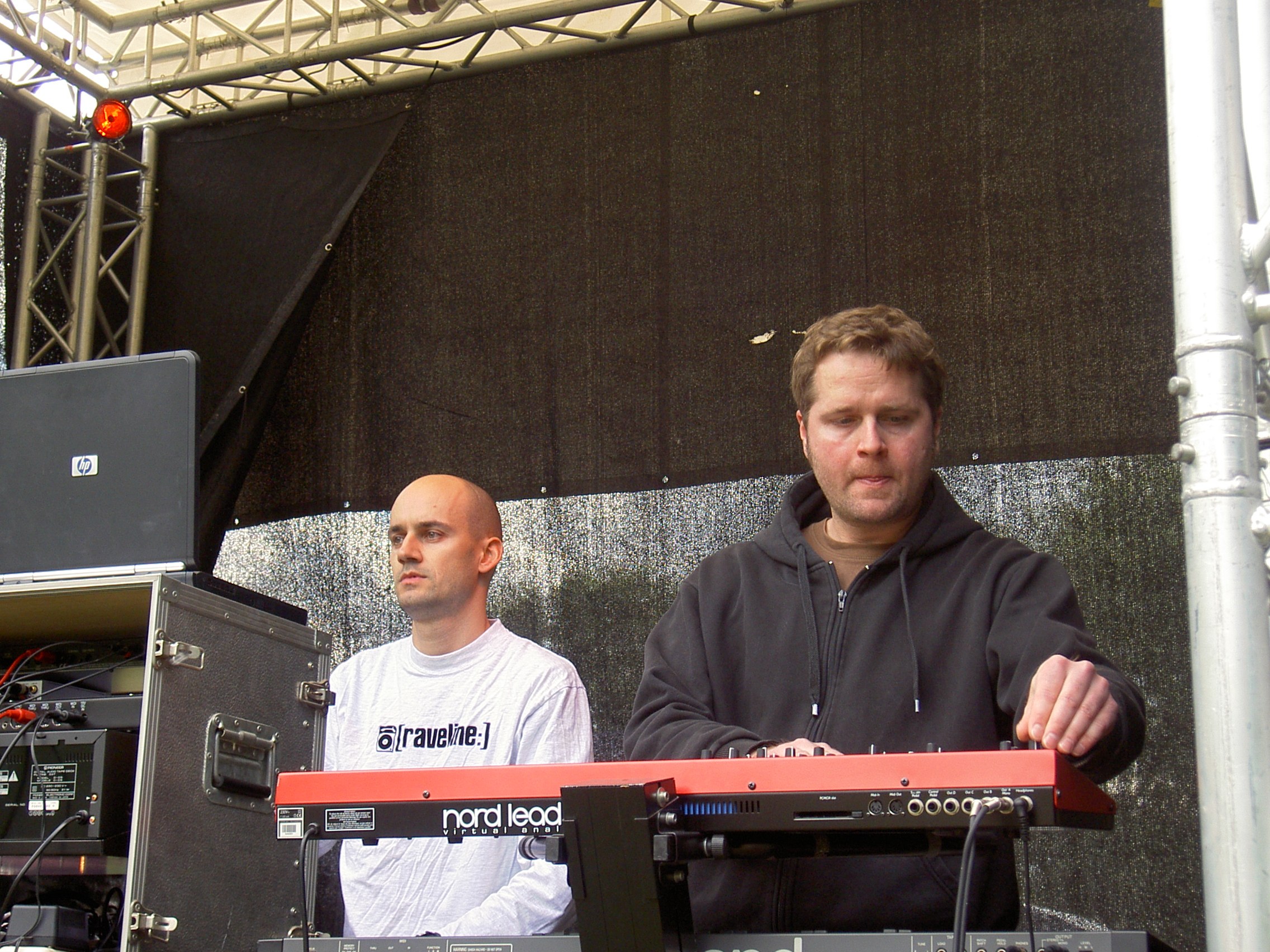 node1 live @ Pfingst-Openair Essen 2006