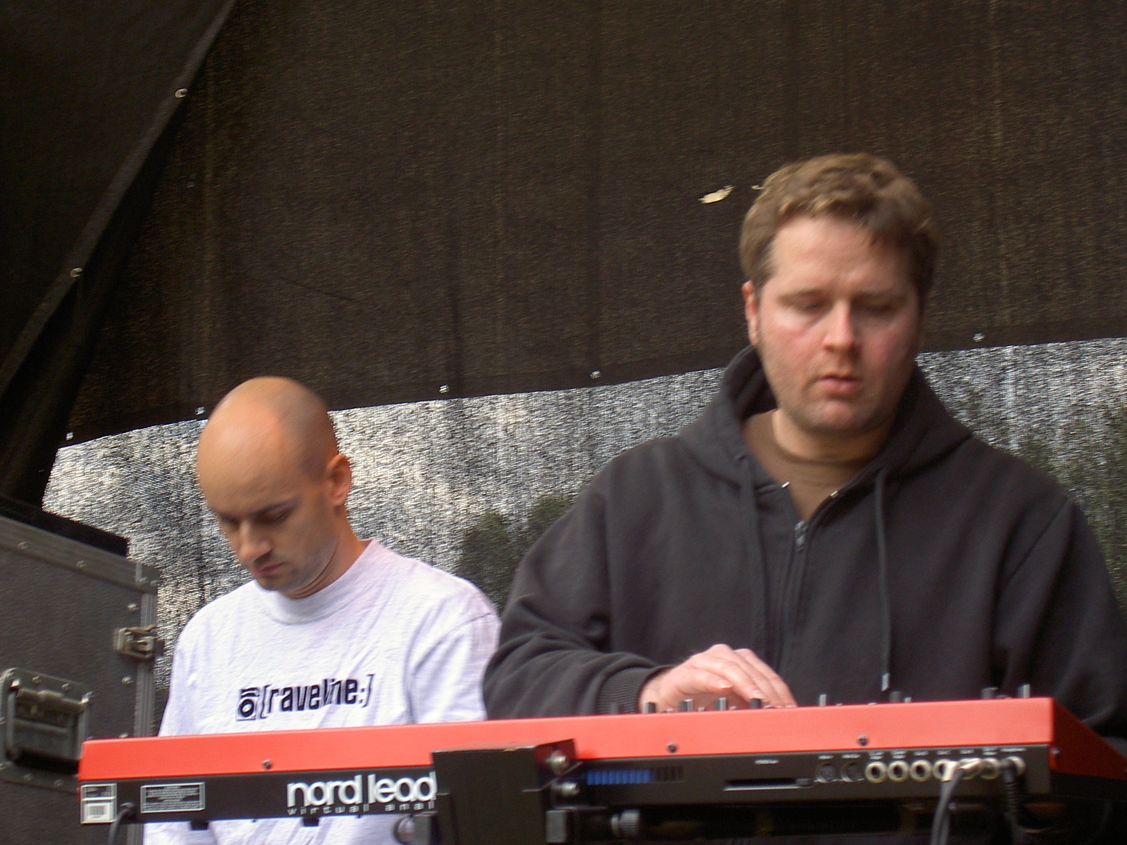node1 live @ Pfingst-Openair Essen 2006